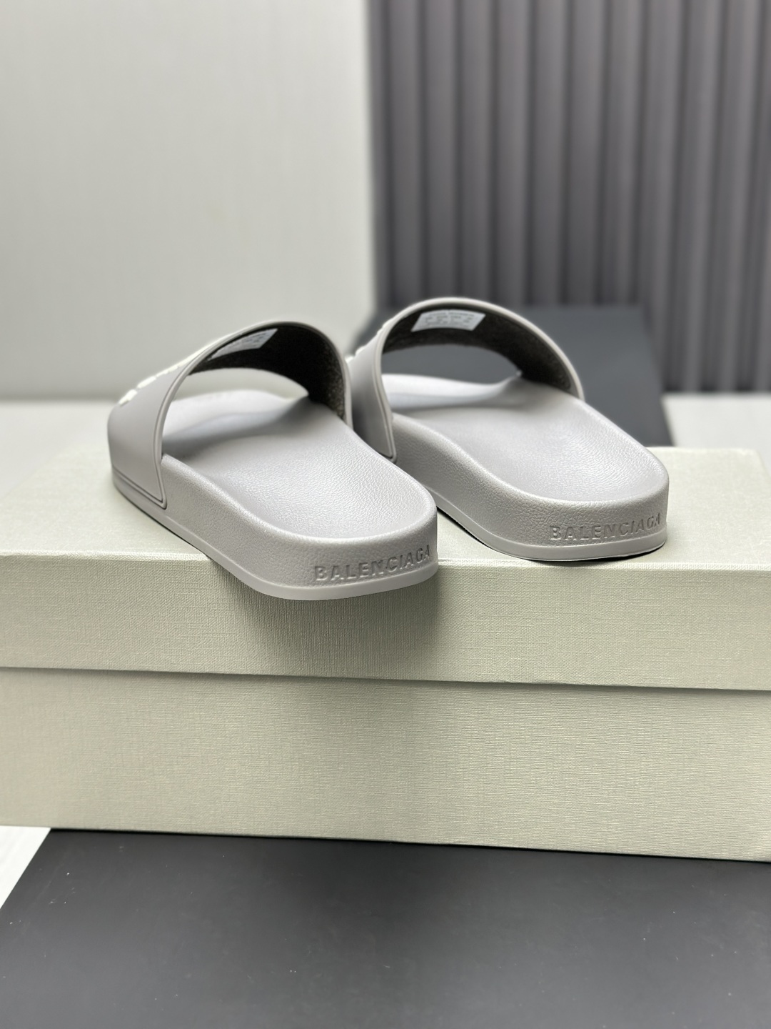 Balenciaga Political Campaign Gray Rubber Slides Sandals - Unisex Comfort 8 cmp i1745611003053 8099 0 6