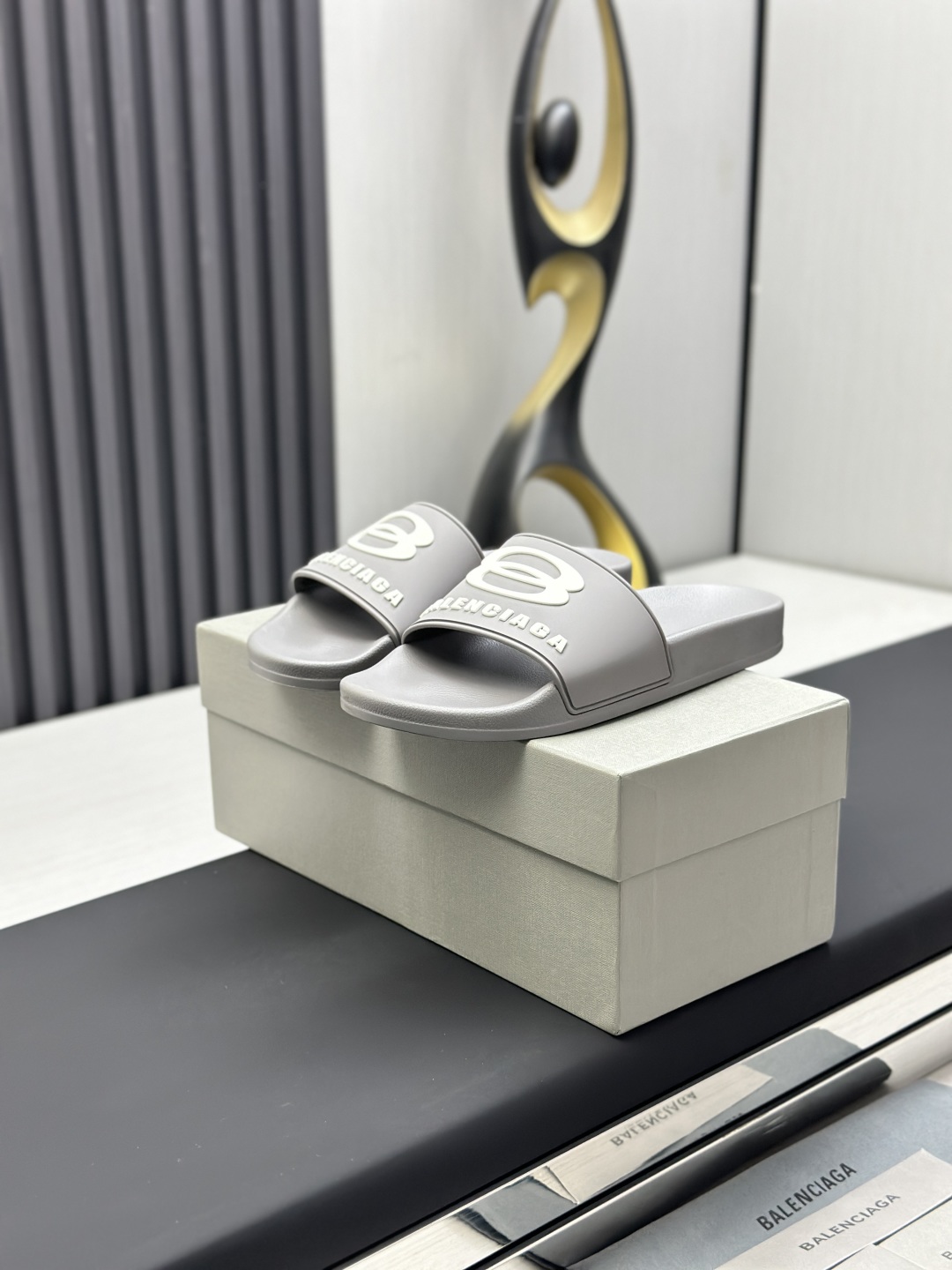 Balenciaga Political Campaign Gray Rubber Slides Sandals - Unisex Comfort 2 cmp i1745611003780 1121 0 0