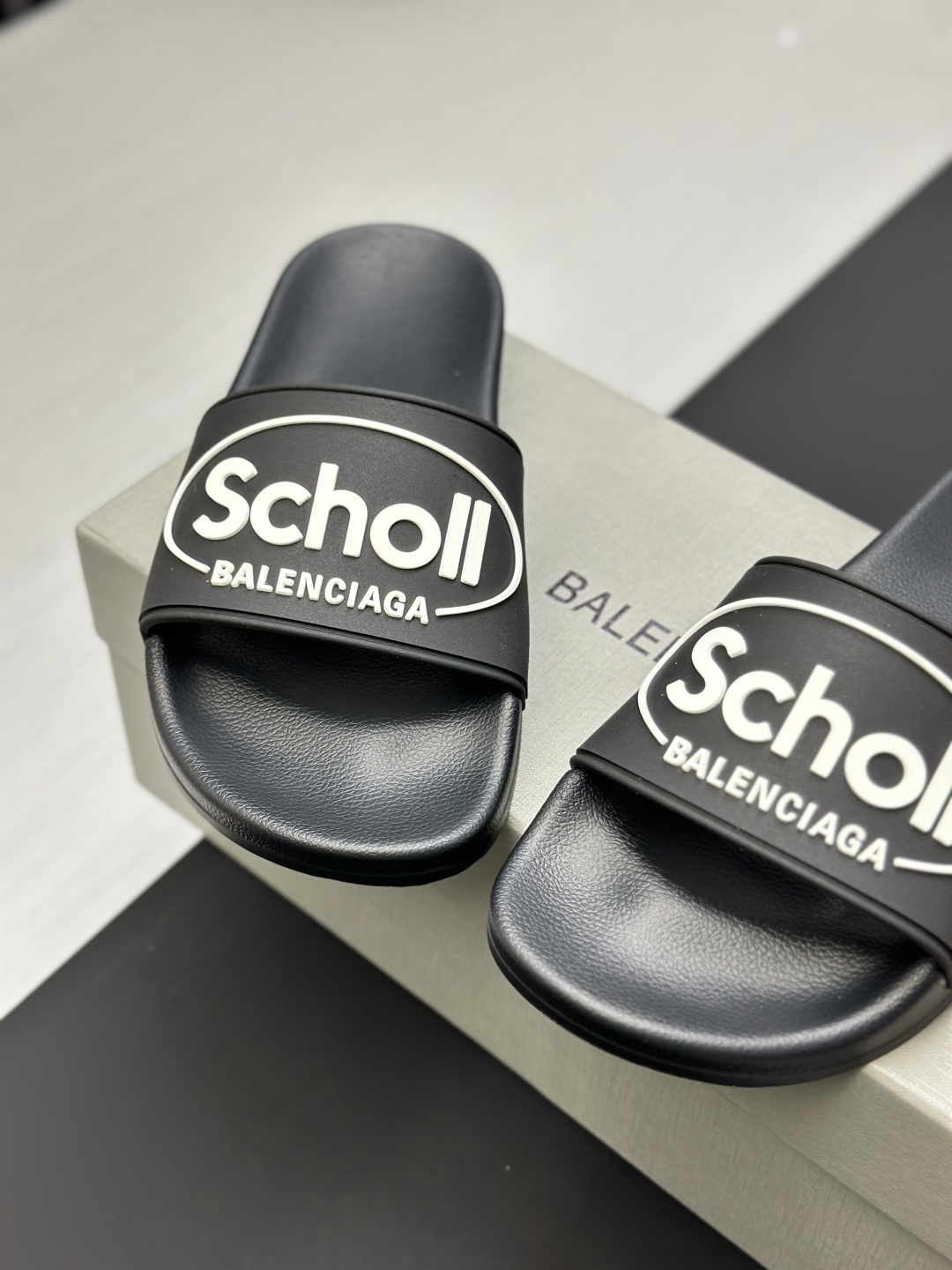 Balenciaga Political Campaign Slides - Comfortable and Stylish Sandals 5 cmp i1745611031351 6414 0 4