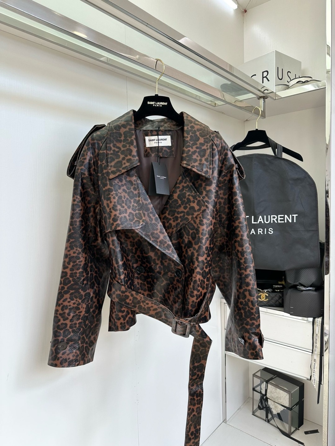 Saint Laurent Leopard Print Leather Jacket with Belted Waist - Chic & Edgy 2 cmp i1756779239793 1752 0 0