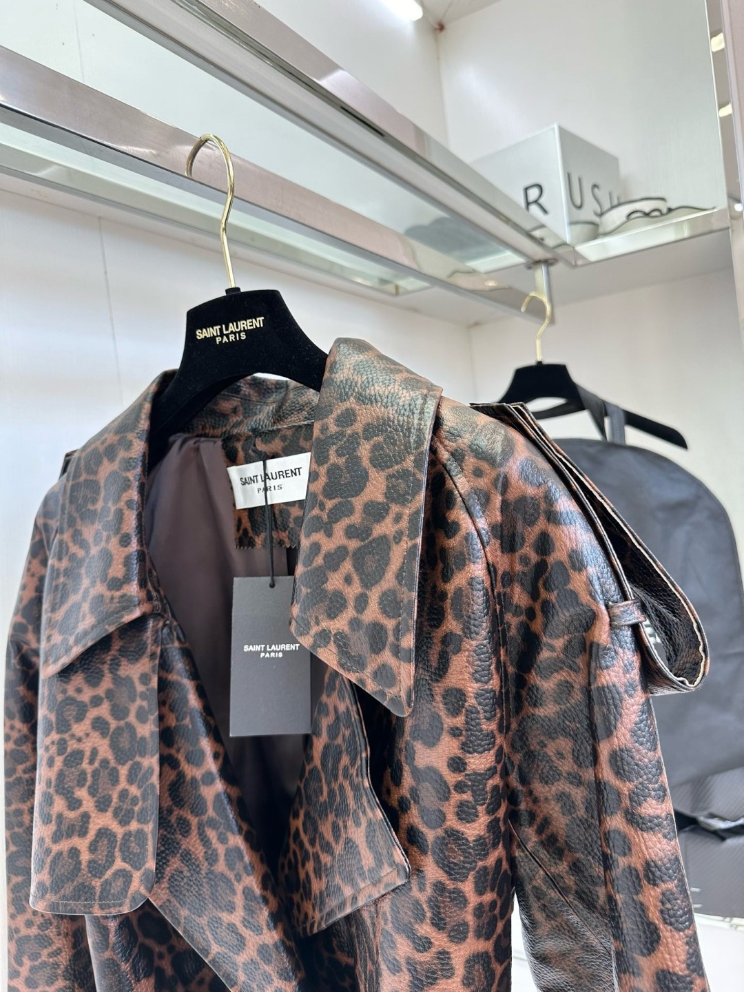 Saint Laurent Leopard Print Leather Jacket with Belted Waist - Chic & Edgy 5 cmp i1756779240751 6452 0 3
