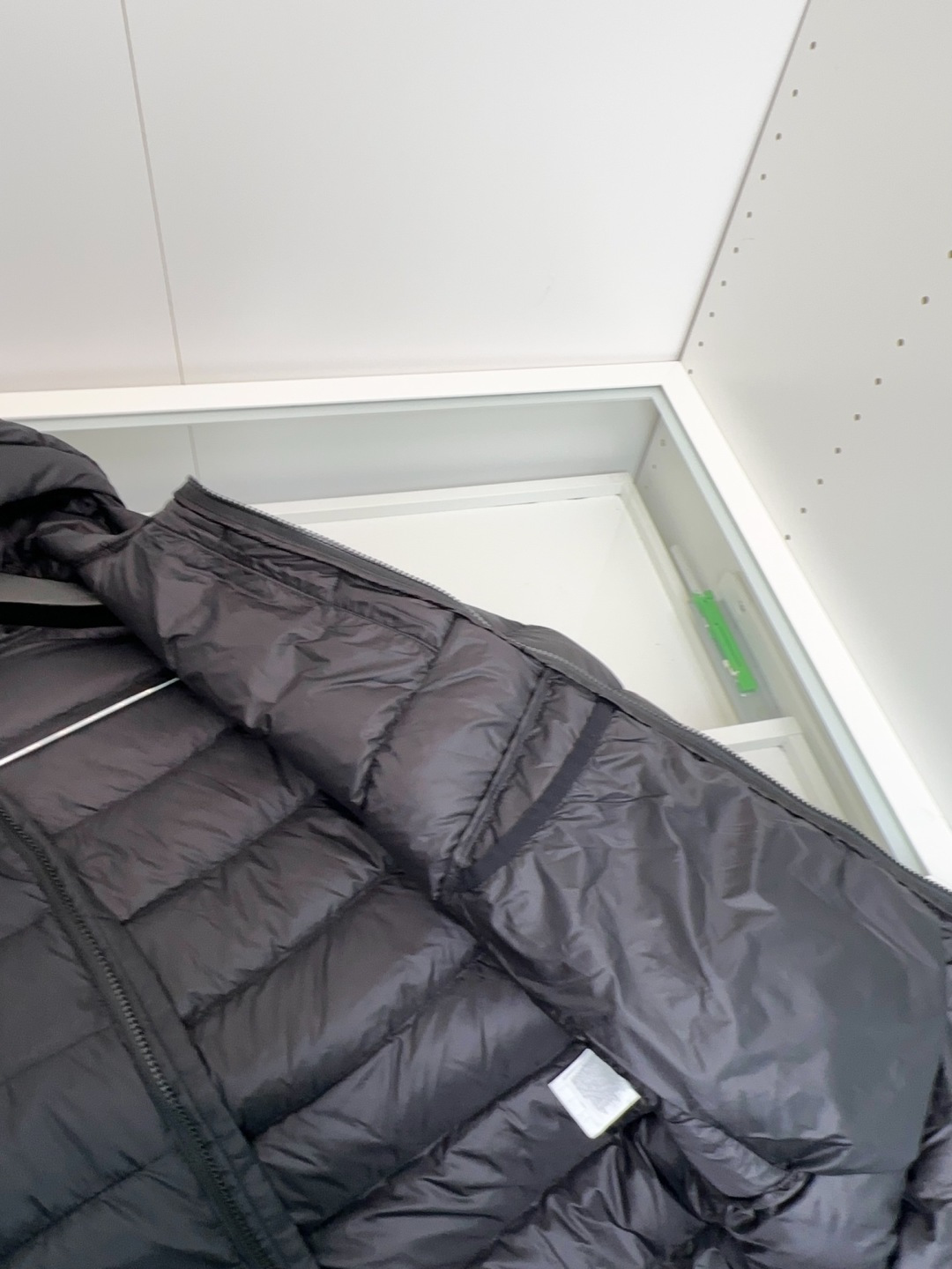 贸易公司牛货25秋冬爆款ARC'＊ THORIUM HOODY 轻量保暖 男子可收纳的连帽羽绒服，男款防