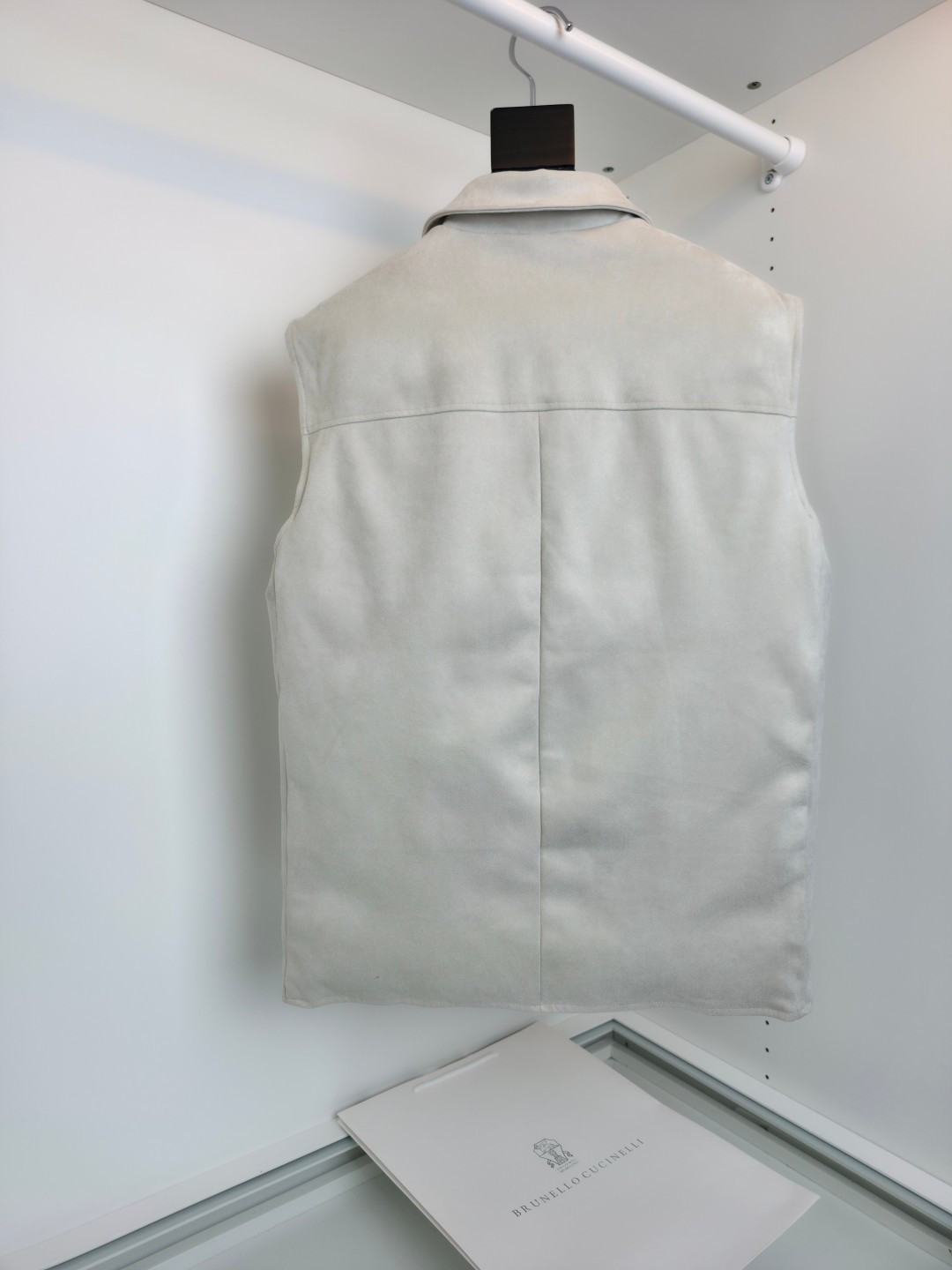 羽绒服 Brun＊llo cucin*le贸易公司牛货 老钱风推荐 商务休闲 麂皮立领羽绒马甲 时尚潮流