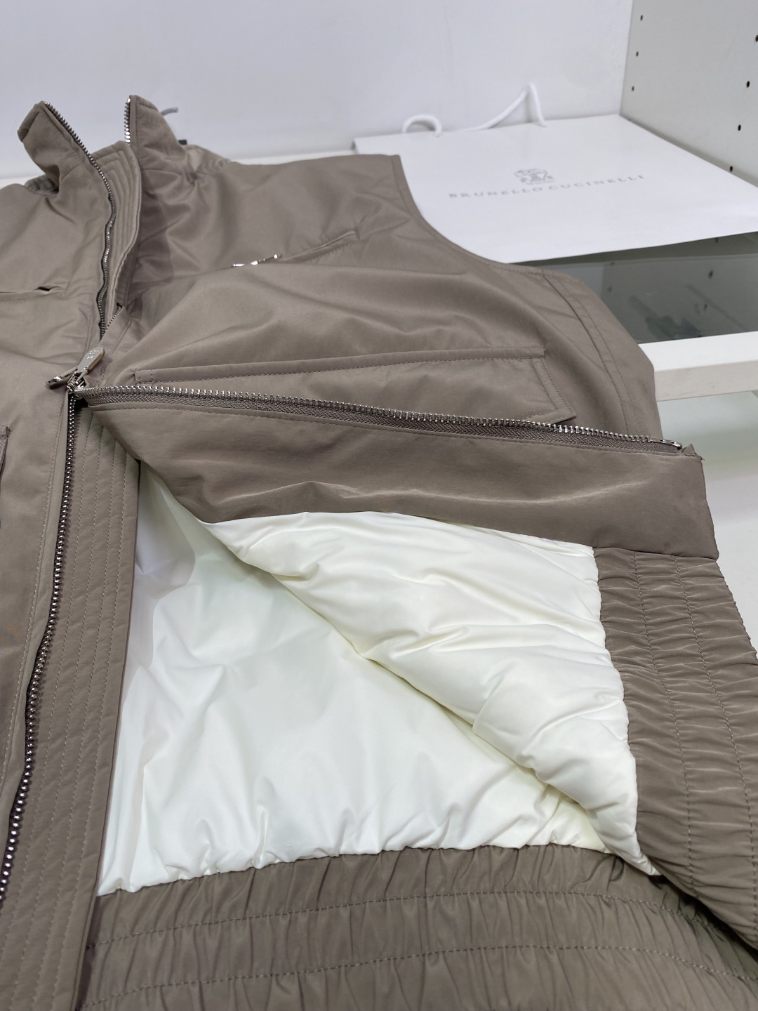 羽绒服 贸易公司代工厂牛货，原单级别，一线大厂专G级单品，意大利Brunello*C老钱风秋冬必入款，进口泷定TAKIS