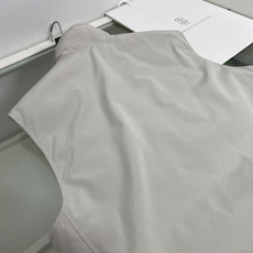羽绒服 贸易公司代工厂牛货,原单级别,一线大厂专G级单品,意大利Brunello*C老钱风秋冬必入款,进口泷定TAKIS 羽绒服 贸易公司代工厂牛货,原单级别,一线大厂专G级单品,意大利Brunello*C老钱风秋冬必入款,进口泷定TAKIS