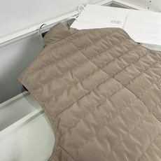 羽绒服 贸易公司代工厂牛货,原单级别,一线大厂专G级单品,意大利Brunello*C老钱风秋冬必入款,进口泷定TAKIS 羽绒服 贸易公司代工厂牛货,原单级别,一线大厂专G级单品,意大利Brunello*C老钱风秋冬必入款,进口泷定TAKIS