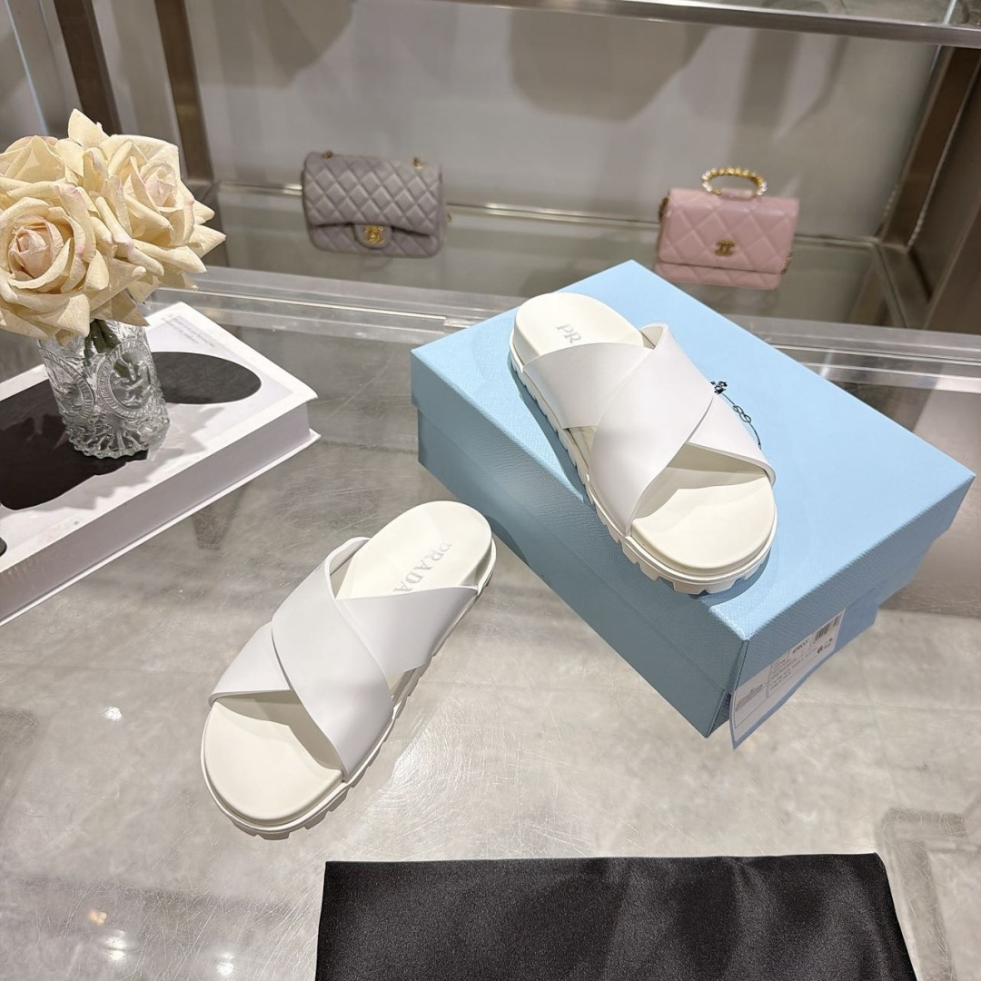 Prada Slides