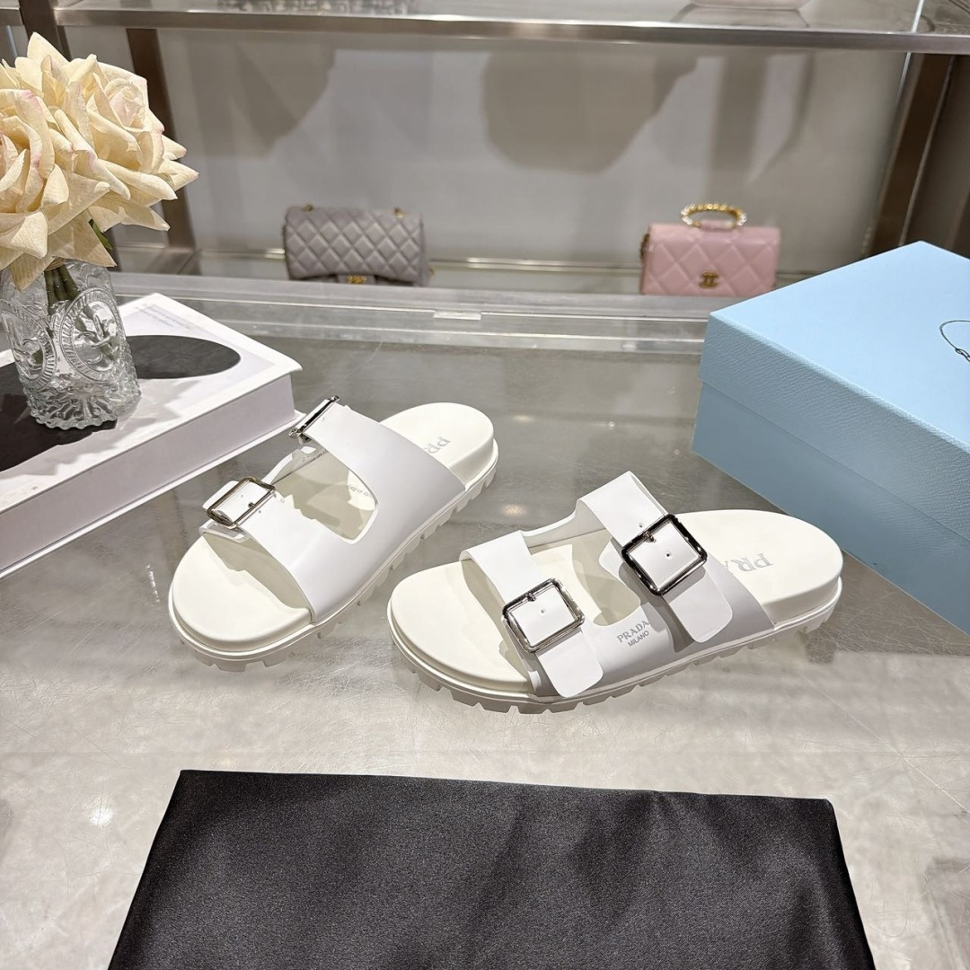 Prada Slides