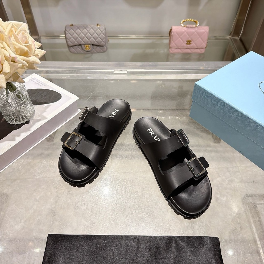 Prada Slides