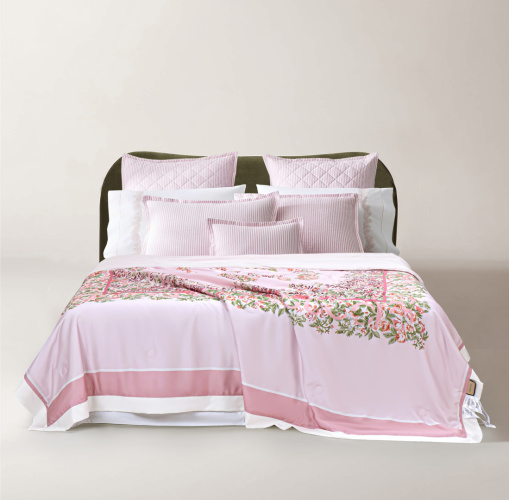 Gucci Pink Floral Silk Cotton Blend Summer Quilt - Lightweight & Breathable 1 Gucci Pink Floral Silk Cotton Blend Summer Quilt - Lightweight & Breathable