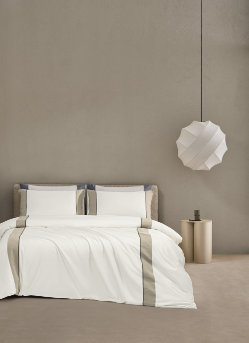 Frette Modern Lucca Linen & Cotton Blend Bedding Set - Queen Size 1 Frette Modern Lucca Linen & Cotton Blend Bedding Set - Queen Size