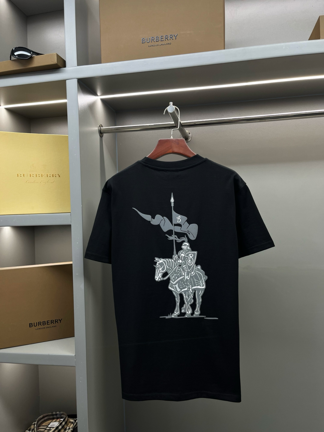 Burberry BBR 巴宝莉 盾牌马术骑士印花棉质 短袖T 恤衫