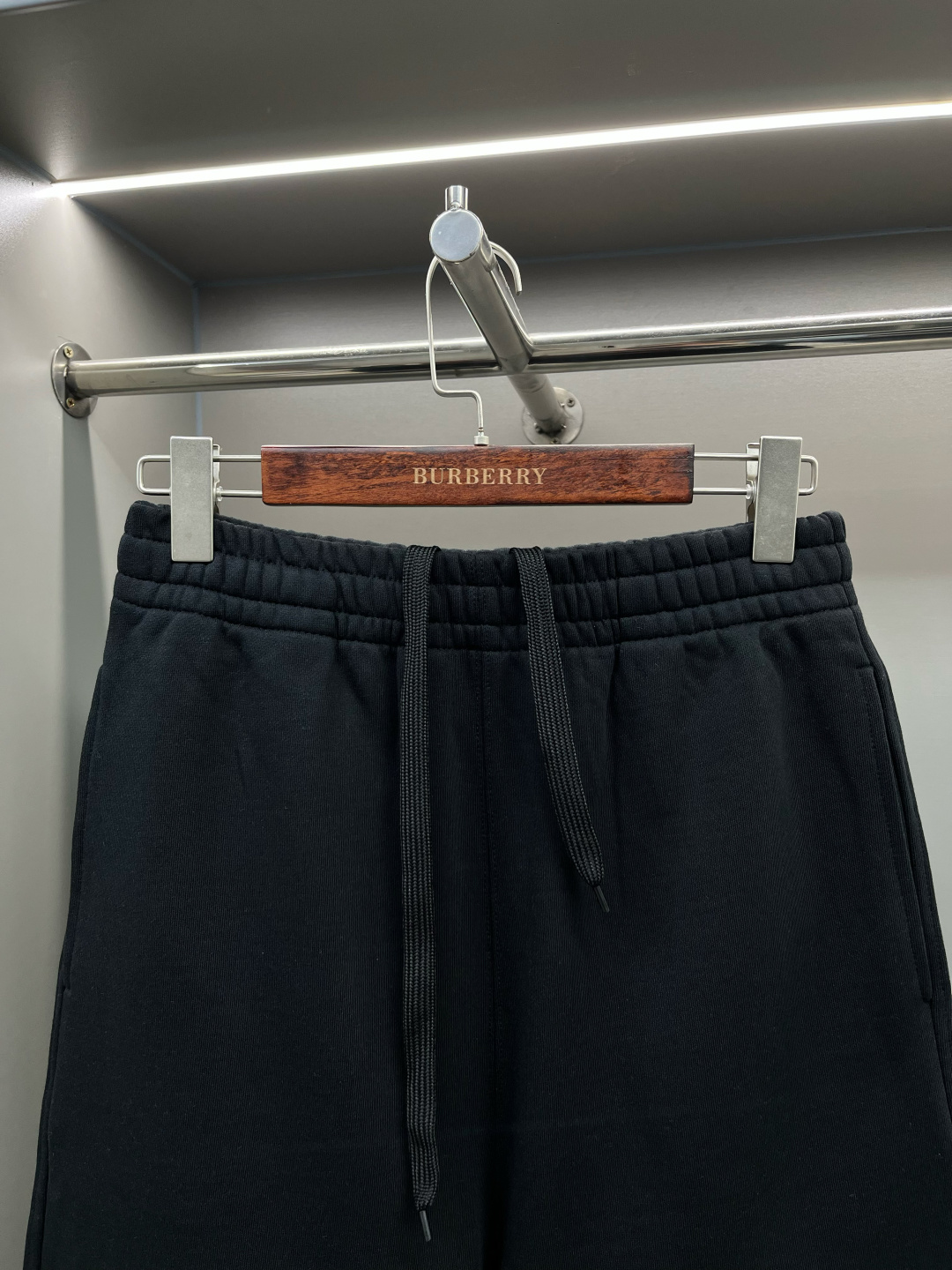 Burberry BUR王牌渠道