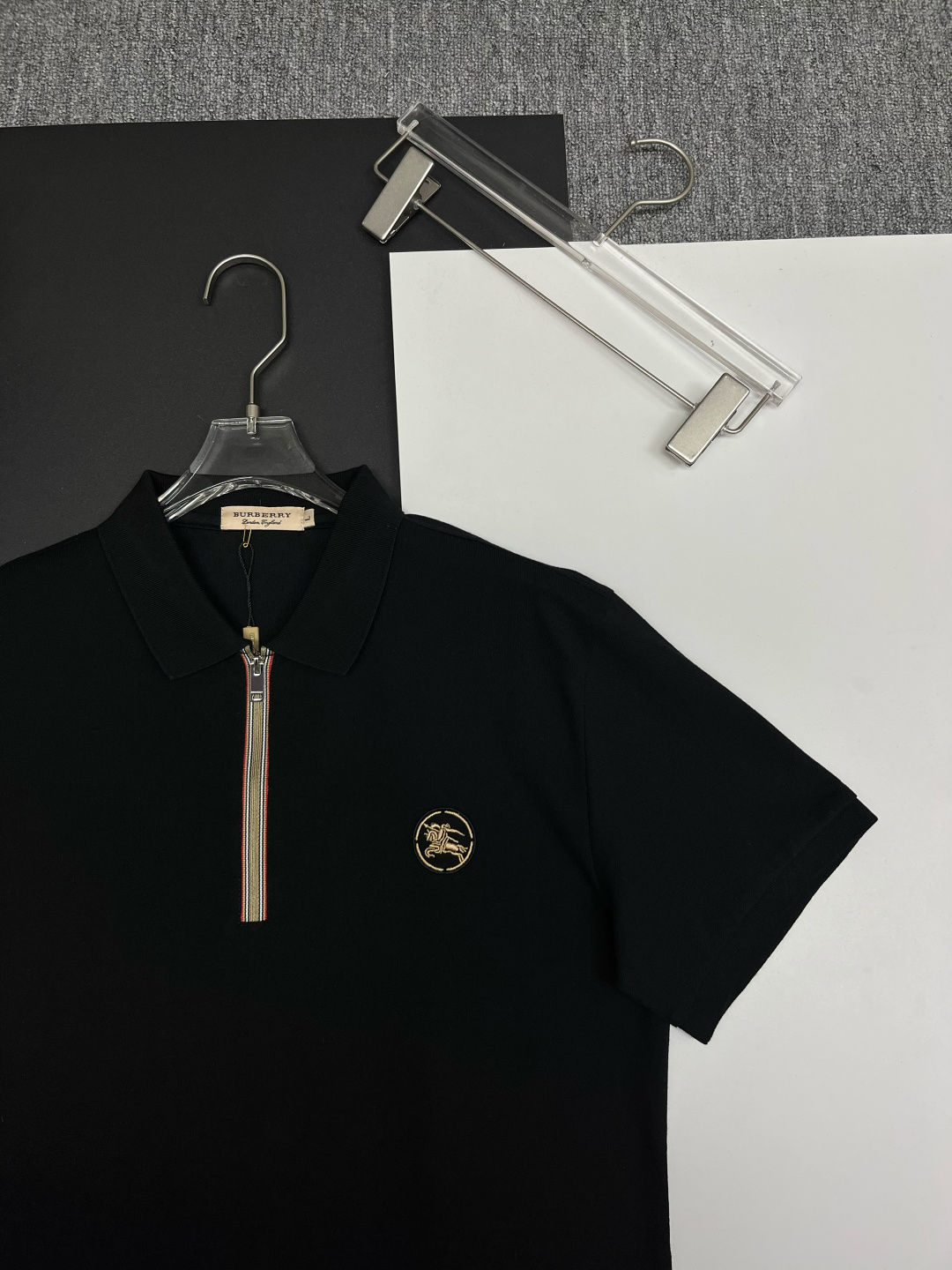 Burberry BURBERRY 巴宝莉 战马刺绣新款拉链Polo衫