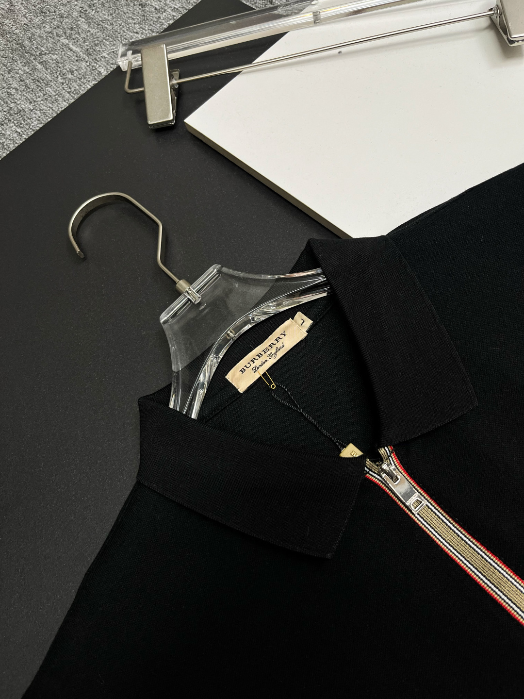 Burberry BURBERRY 巴宝莉 战马刺绣新款拉链Polo衫