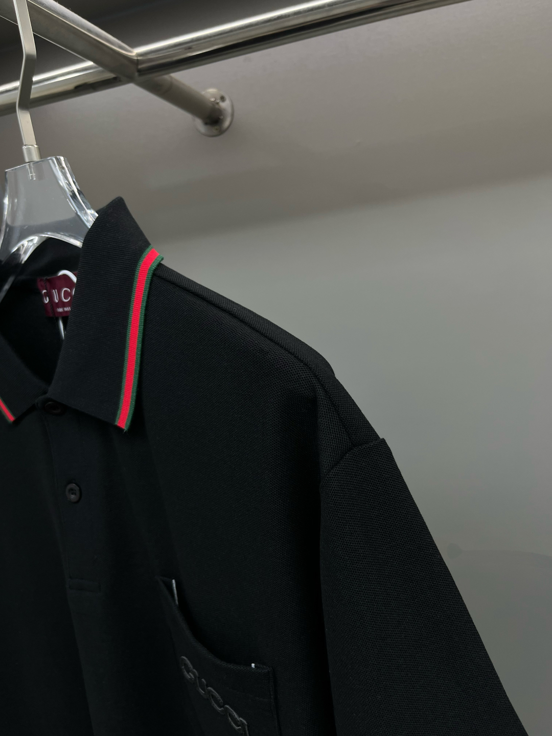 Polo Gucci con Bolsillo Bordado, Tejido de Algodón Premium 7 cmp i1746486665648 4645 0 5
