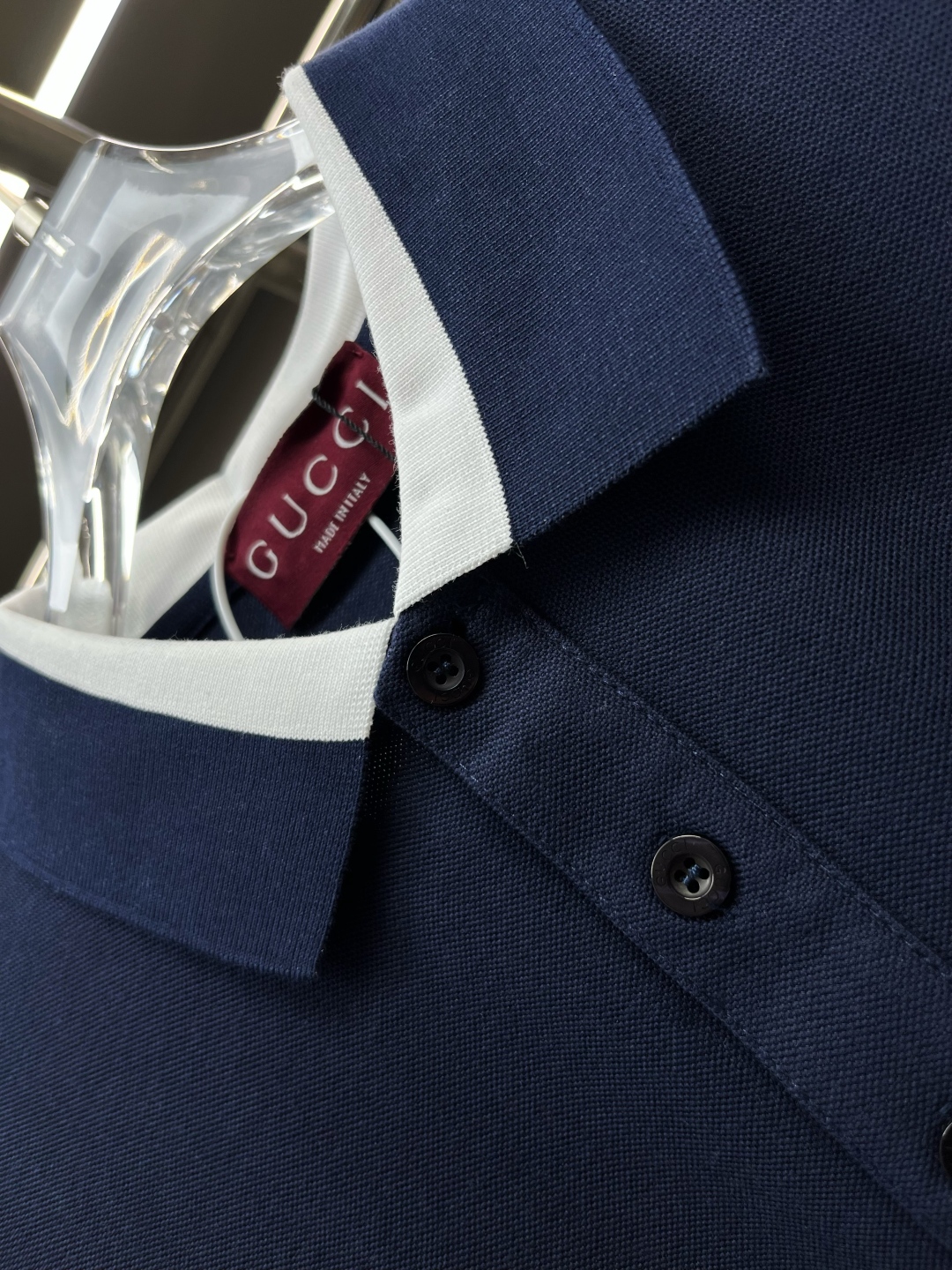 Elegante Polo Gucci de Algodón con Detalles de Logotipo Bordado para Hombre/Mujer 7 cmp i1746488757361 3625 0 6