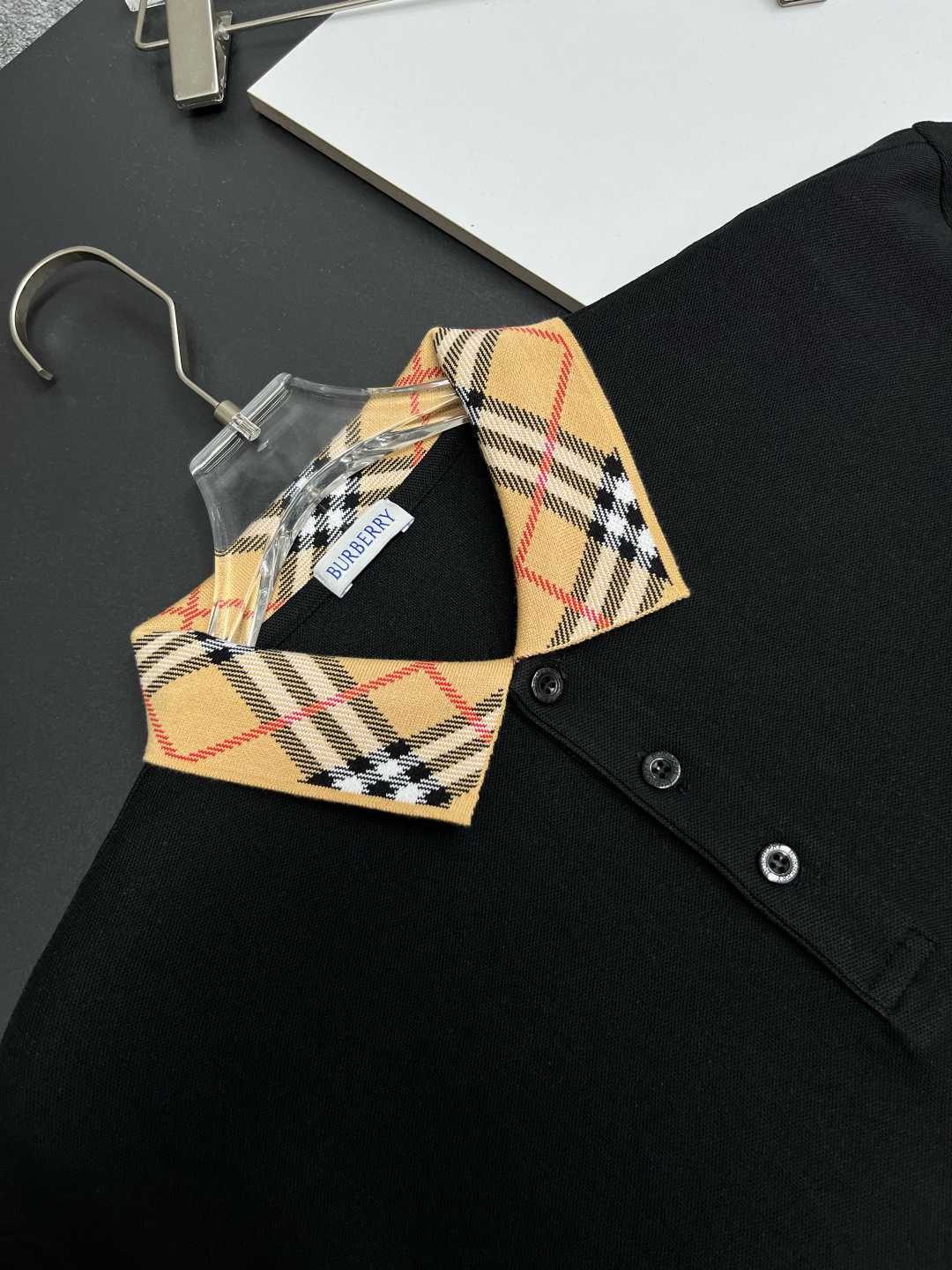 Burberry BURBERRY 巴宝莉格纹领新款Polo衫