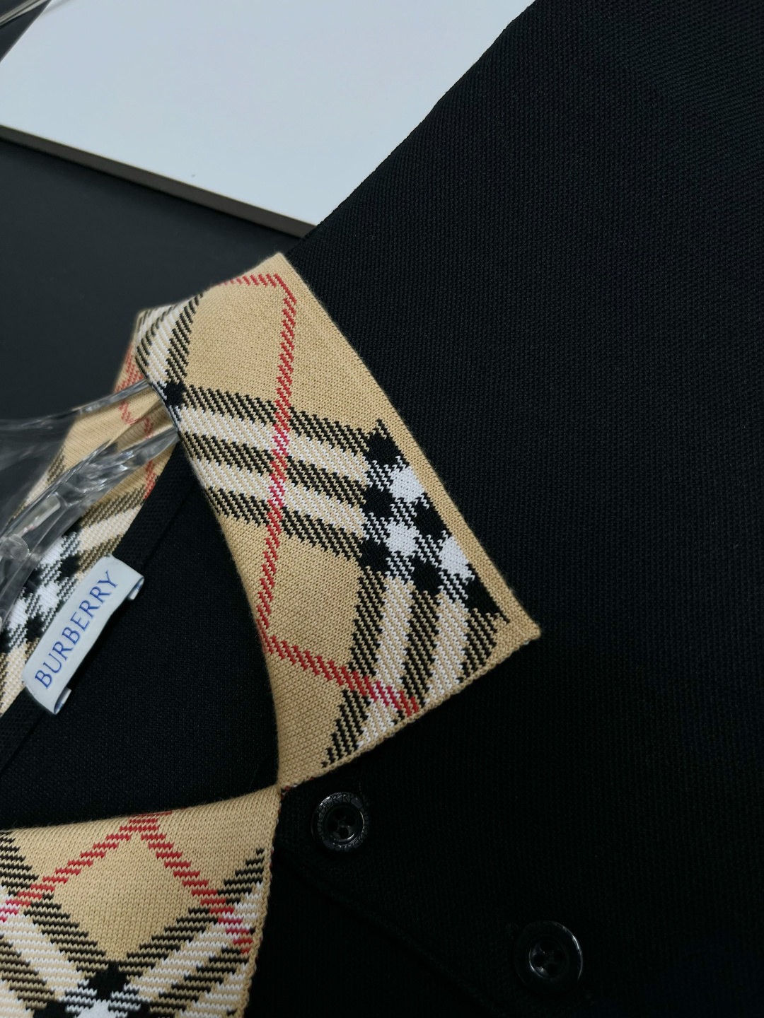 Burberry BURBERRY 巴宝莉格纹领新款Polo衫