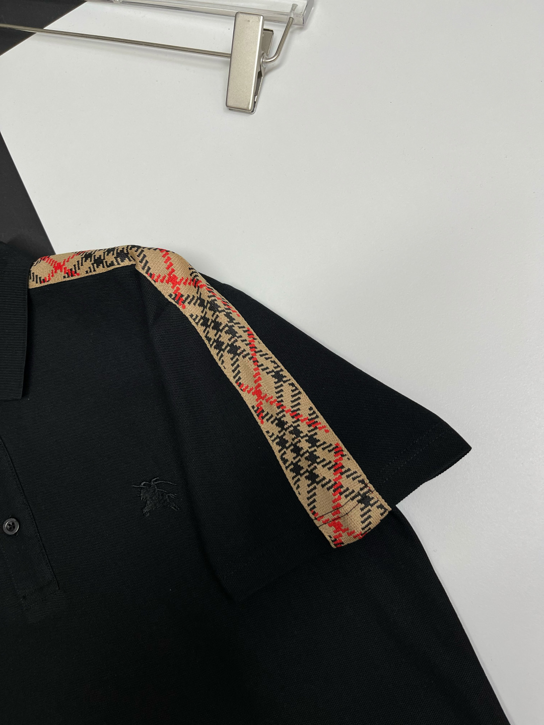 Burberry BURBERRY 巴宝莉格纹织带战马刺绣新款Polo衫