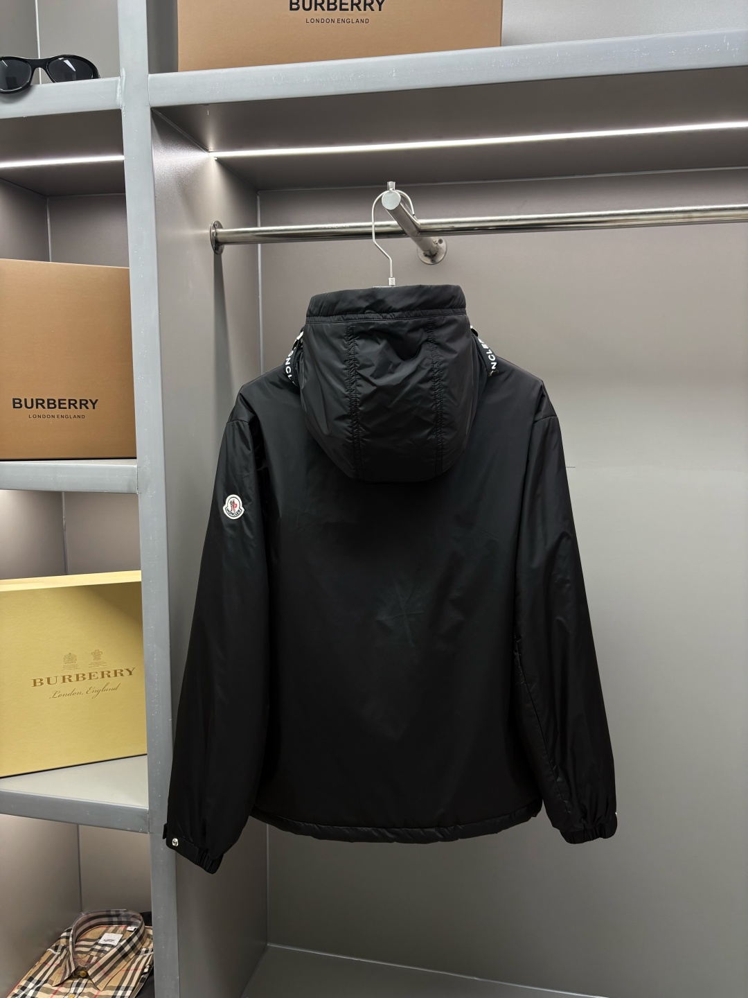 Moncler Traversier Chaqueta Ligera con Doble Capucha para Hombre y Mujer 9 cmp i1755545850036 882 0 7