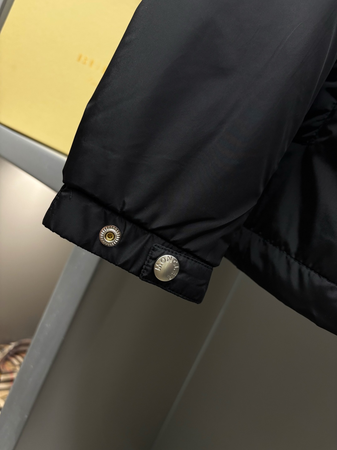 Moncler Traversier Chaqueta Ligera con Doble Capucha para Hombre y Mujer 8 cmp i1755545862375 9389 0 6