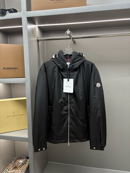 Moncler Traversier Chaqueta Ligera con Doble Capucha para Hombre y Mujer 1 Moncler Traversier Chaqueta Ligera con Doble Capucha para Hombre y Mujer