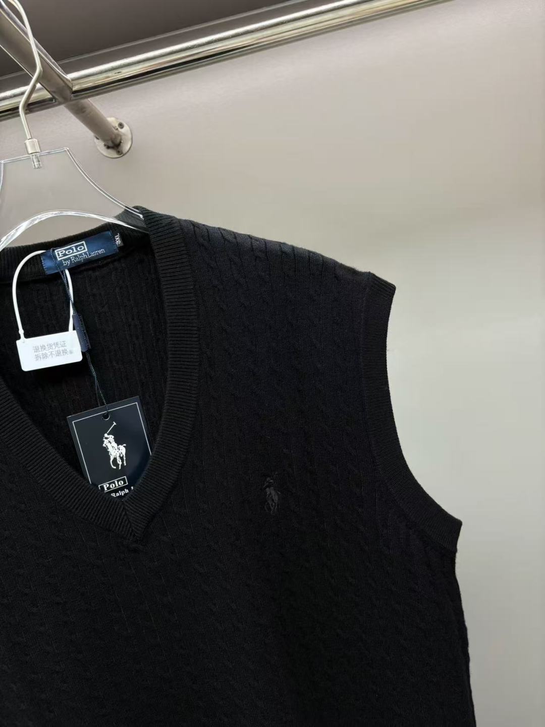 Polo Ralph Lauren Wool Vest - Embroidered, Comfortable, and Stylish 4 cmp i1757262035497 3773 0 2