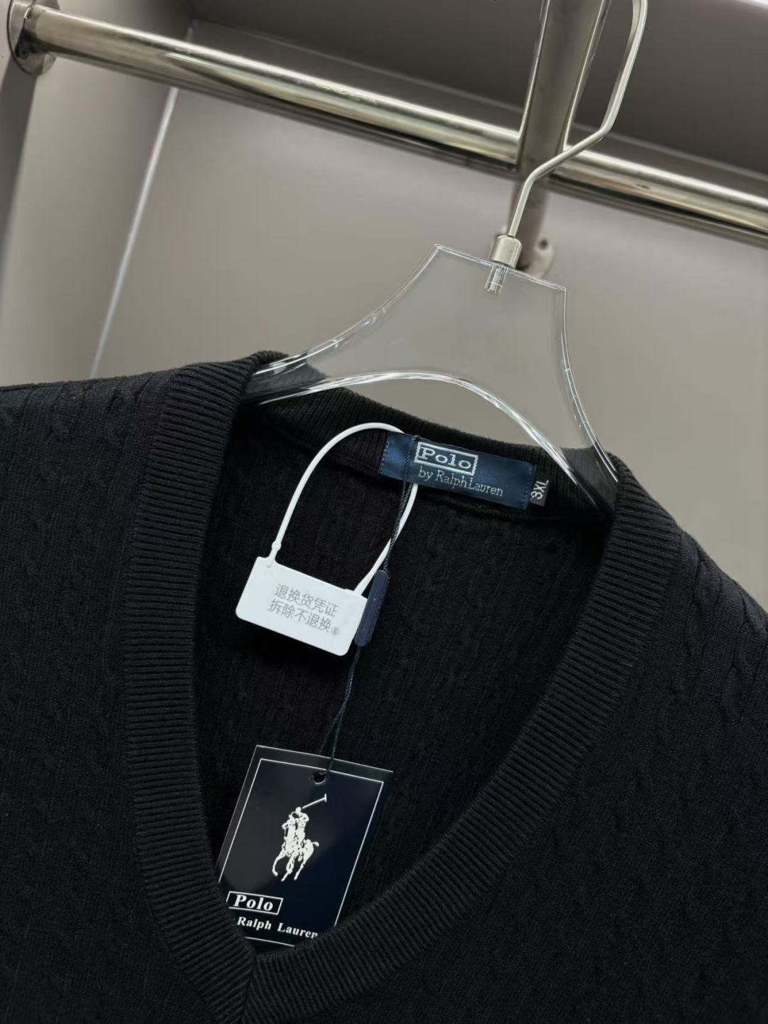 Polo Ralph Lauren Wool Vest - Embroidered, Comfortable, and Stylish 5 cmp i1757262035990 4940 0 3
