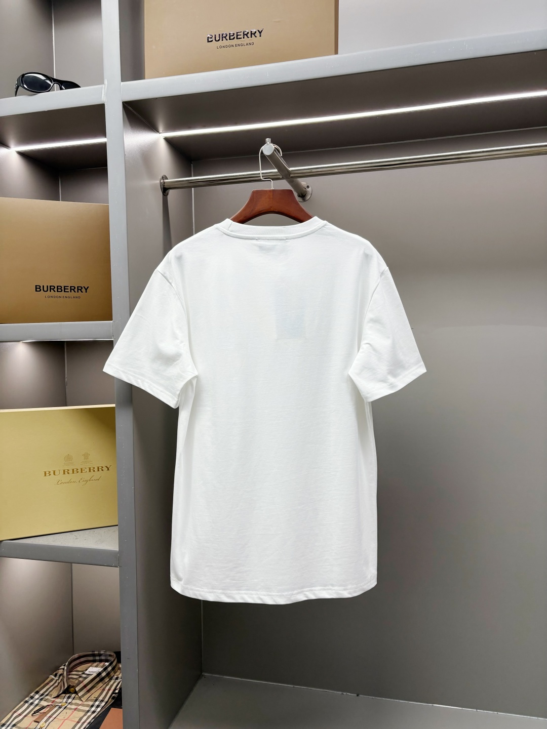Gucci GUCCI 古驰 双G互扣式刺绣新款短袖T桖衫