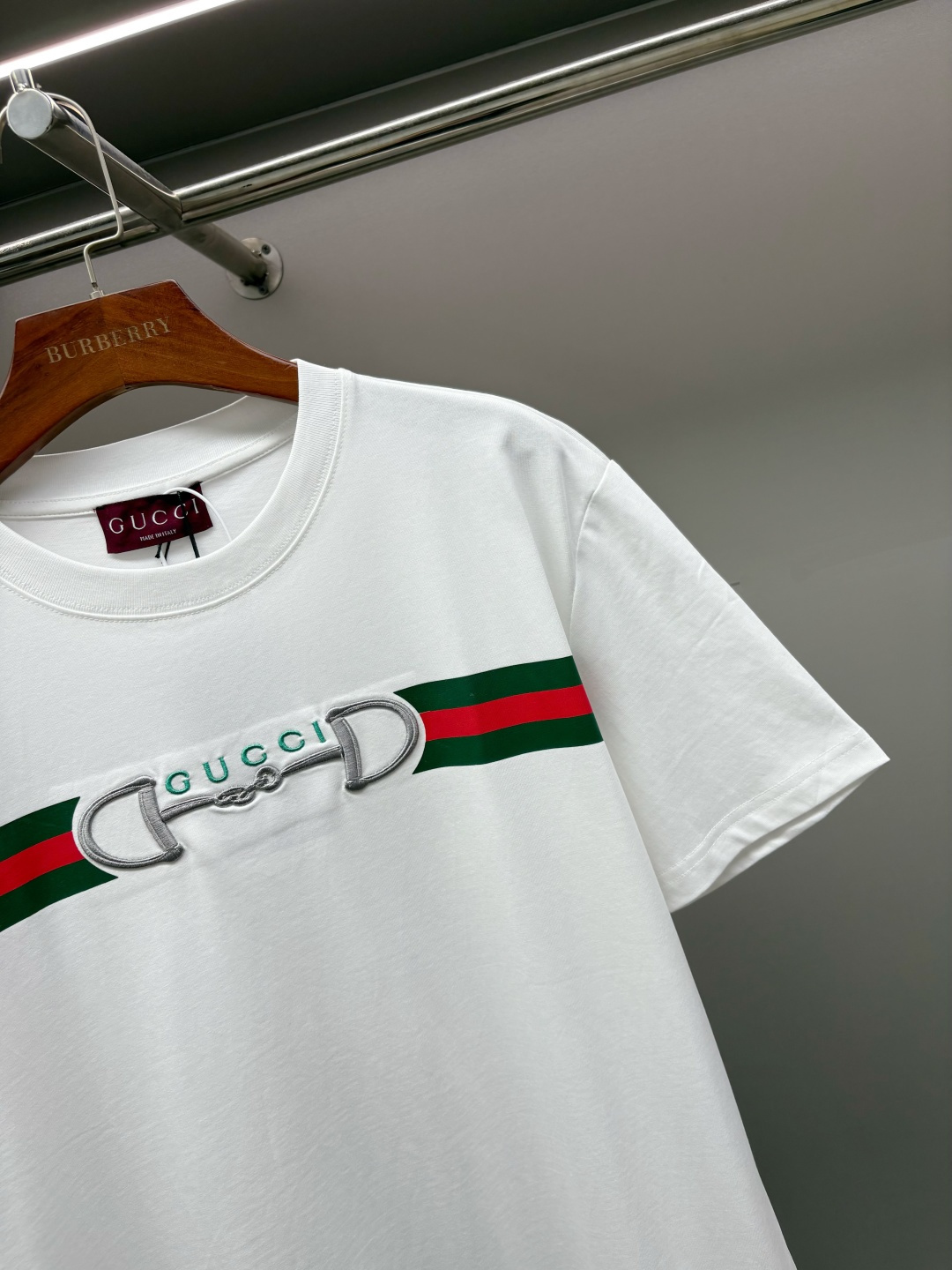 Gucci GUCCI 古驰 马鞍刺绣印花新款短袖T桖衫