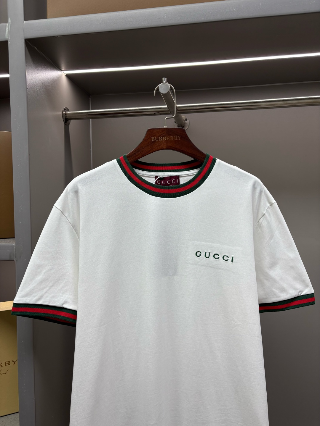 Gucci GUCCI 古驰 字母刺绣新款短袖T桖衫