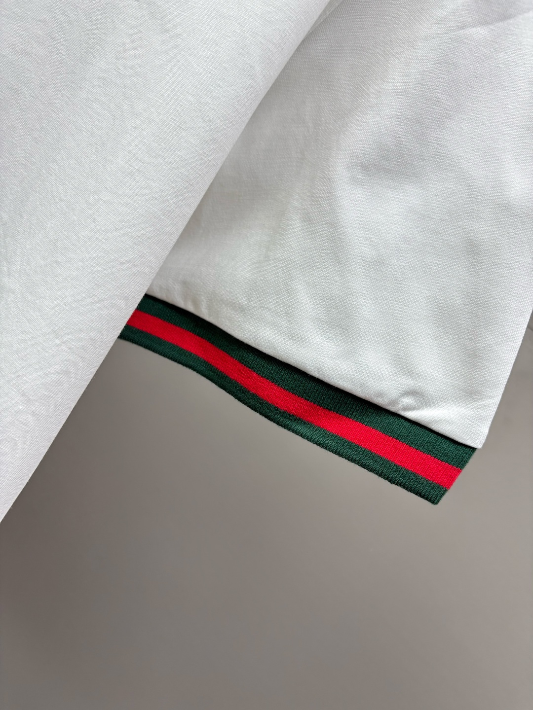 Gucci GUCCI 古驰 字母刺绣新款短袖T桖衫
