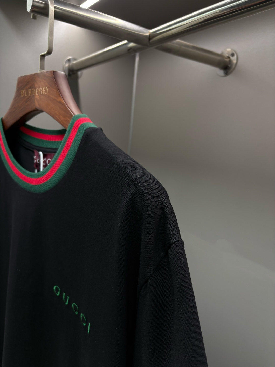Gucci GUCCI 古驰 字母刺绣新款短袖T桖衫