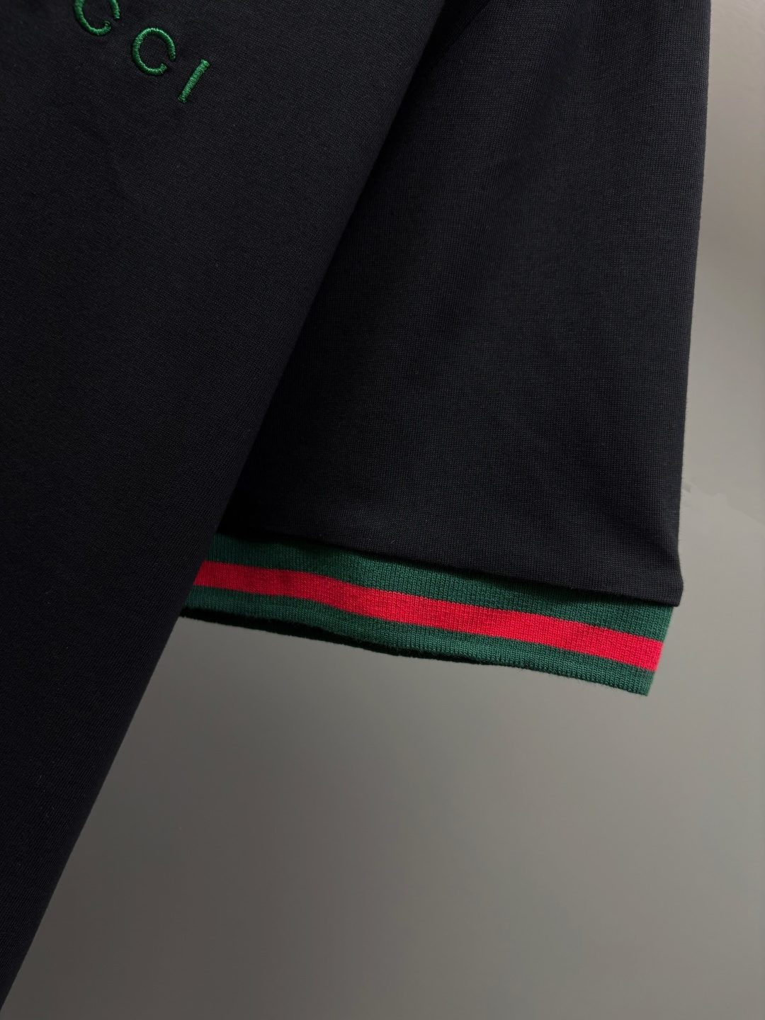Gucci GUCCI 古驰 字母刺绣新款短袖T桖衫