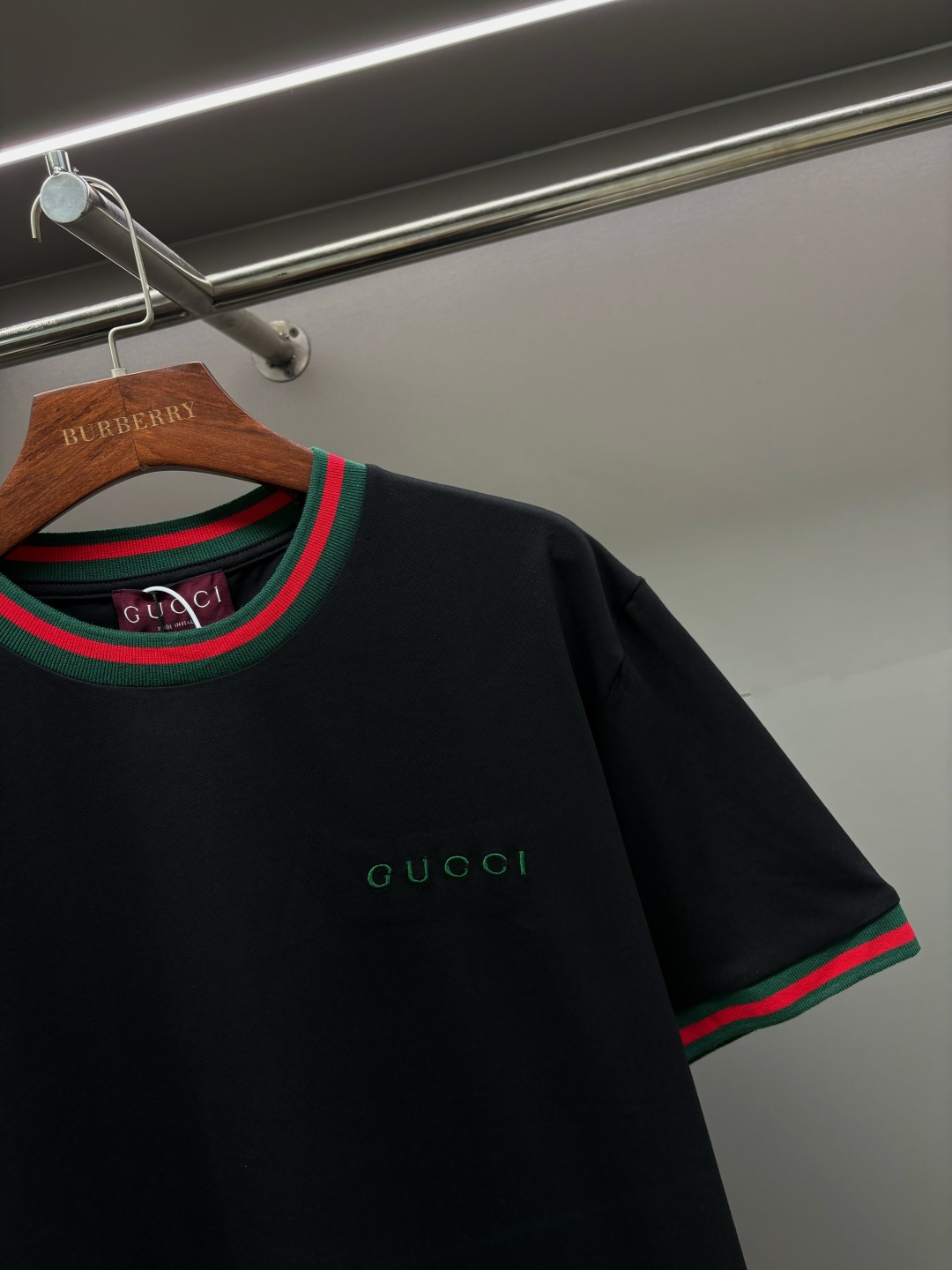 Gucci GUCCI 古驰 字母刺绣新款短袖T桖衫
