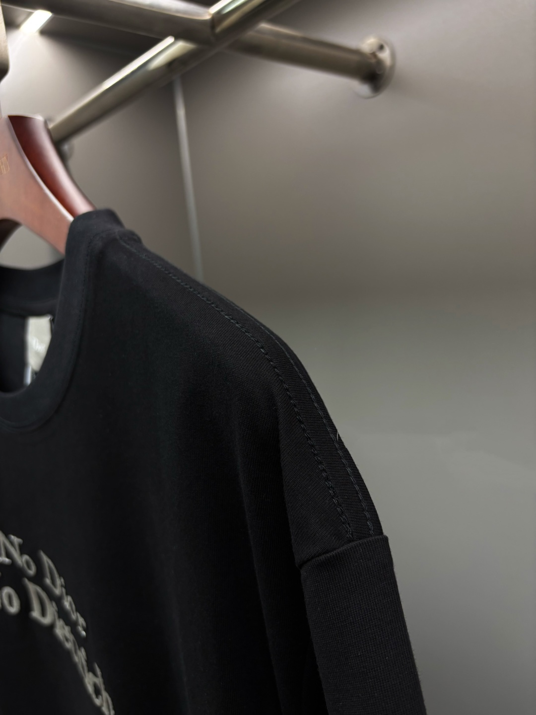 Dior DIOR 迪奥 宣言字母刺绣新款短袖T桖衫