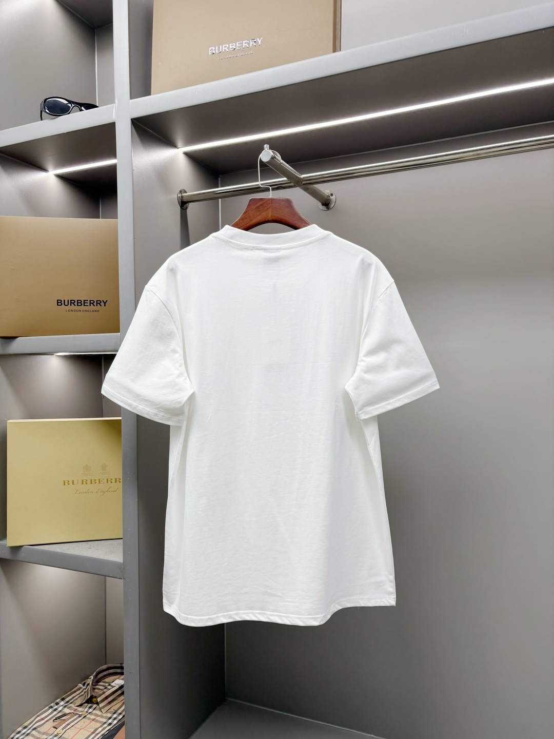 Dior DIOR 迪奥 四叶草字母刺绣新款短袖T桖衫