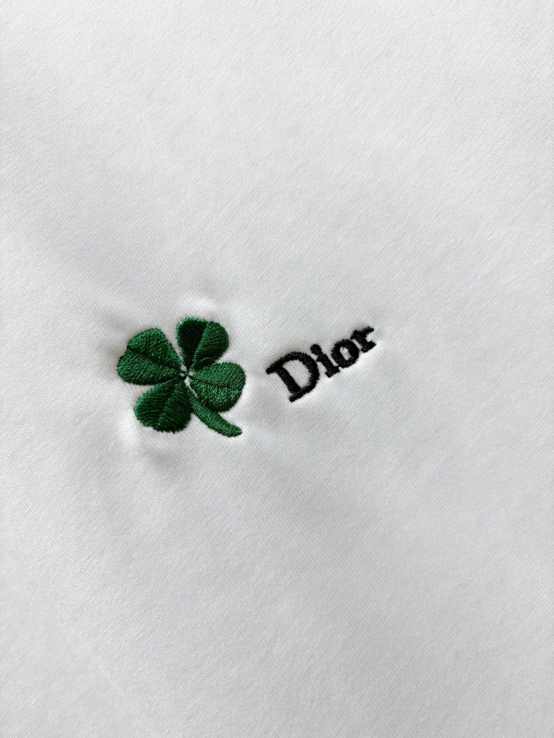 Dior DIOR 迪奥 四叶草刺绣新款短袖T桖衫