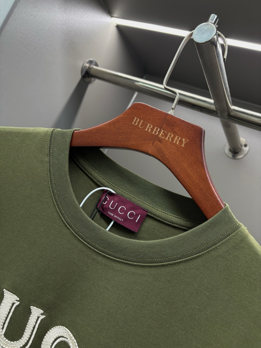 Gucci GUCCI 古驰 字母刺绣新款短袖T桖衫