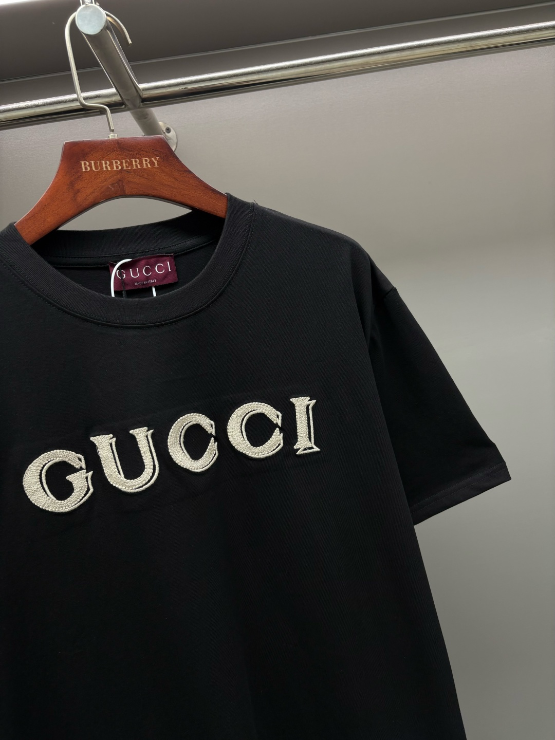 Gucci GUCCI 古驰 字母刺绣新款短袖T桖衫