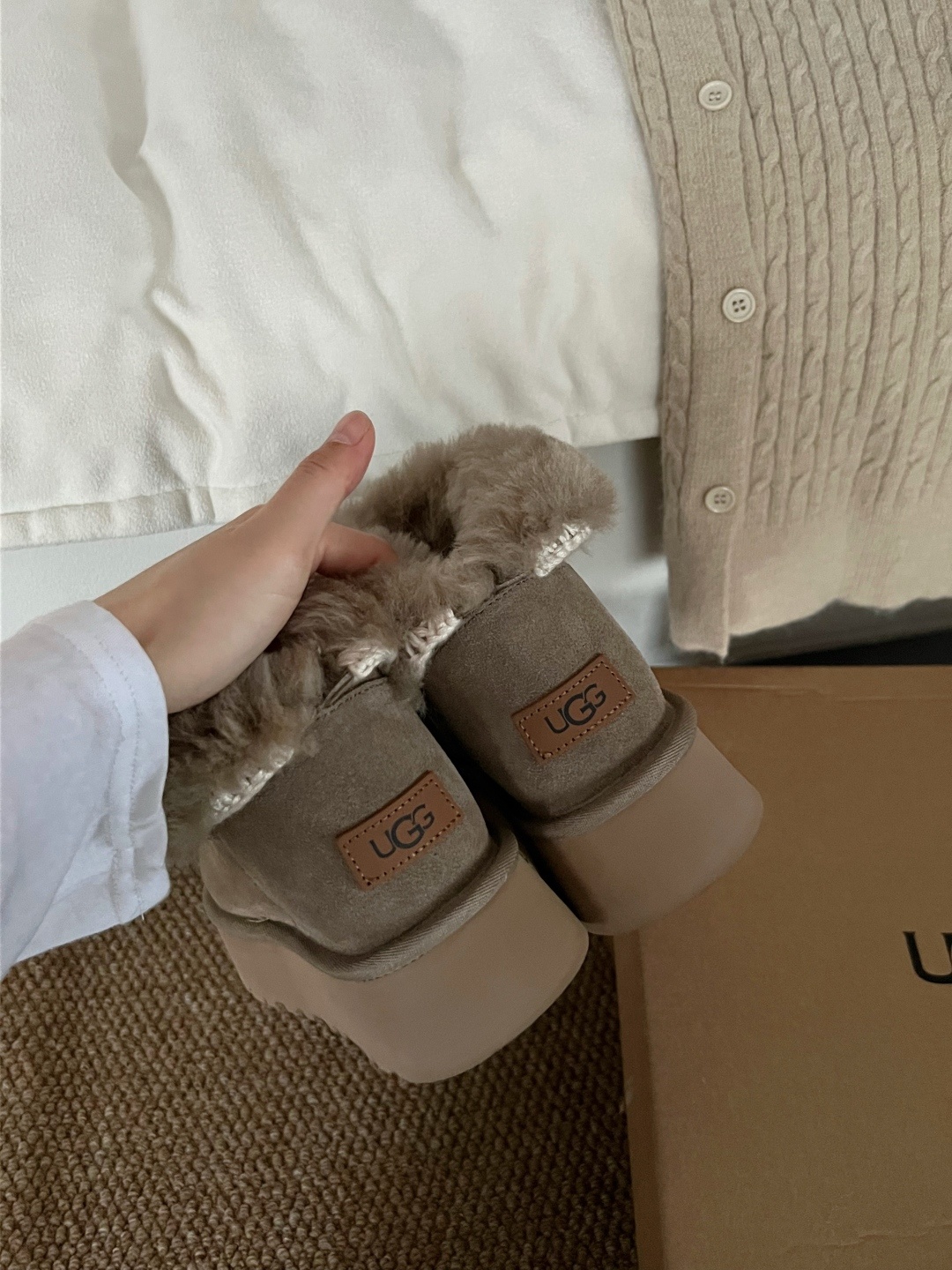 🌹2025秋冬UGG!这双手工编织雪地靴美到我心巴上,两色,35-40码!谁懂啊!终于挖到兼顾颜值、保暖