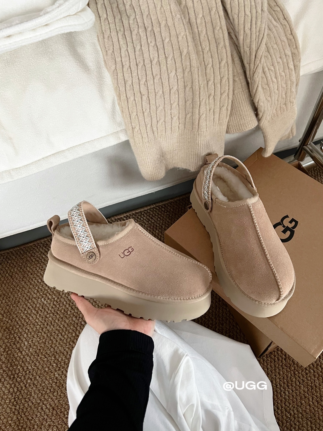 🔥新品UGG | 织带两穿民族风拖鞋✔️羊毛保暖舒适柔软冬季百搭款、3cm鞋底多色可选✓35-40码谁能