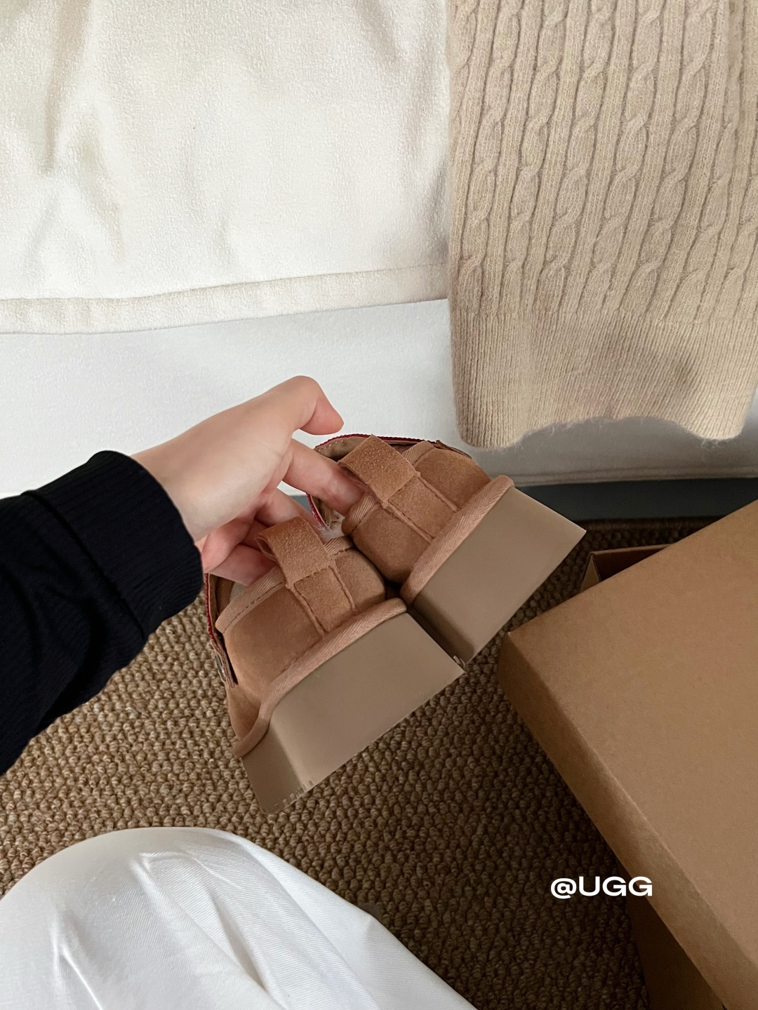 🔥新品UGG | 织带两穿民族风拖鞋✔️羊毛保暖舒适柔软冬季百搭款、3cm鞋底多色可选✓35-40码谁能