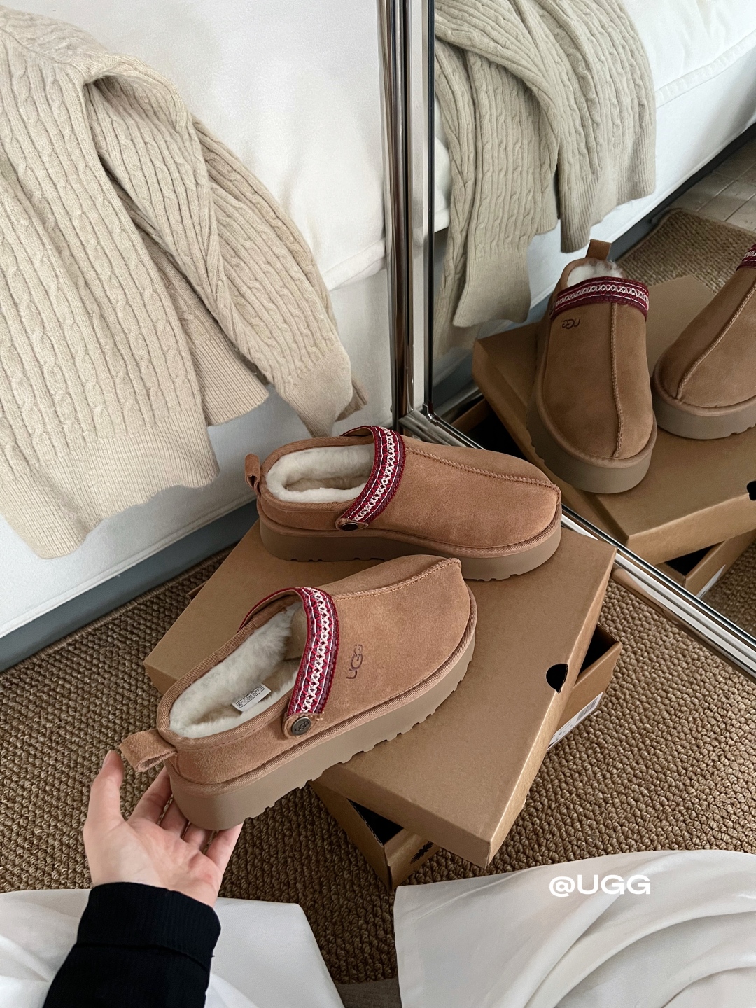 🔥新品UGG | 织带两穿民族风拖鞋✔️羊毛保暖舒适柔软冬季百搭款、3cm鞋底多色可选✓35-40码谁能