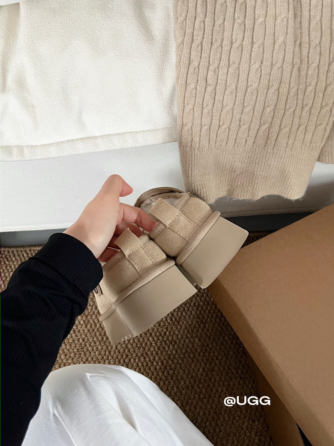🔥新品UGG | 织带两穿民族风拖鞋✔️羊毛保暖舒适柔软冬季百搭款、3cm鞋底多色可选✓35-40码谁能