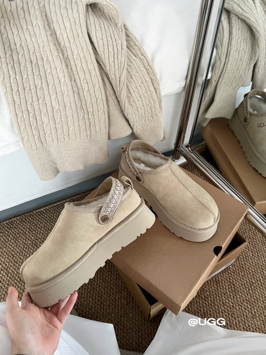 🔥新品UGG | 织带两穿民族风拖鞋✔️羊毛保暖舒适柔软冬季百搭款、3cm鞋底多色可选✓35-40码谁能