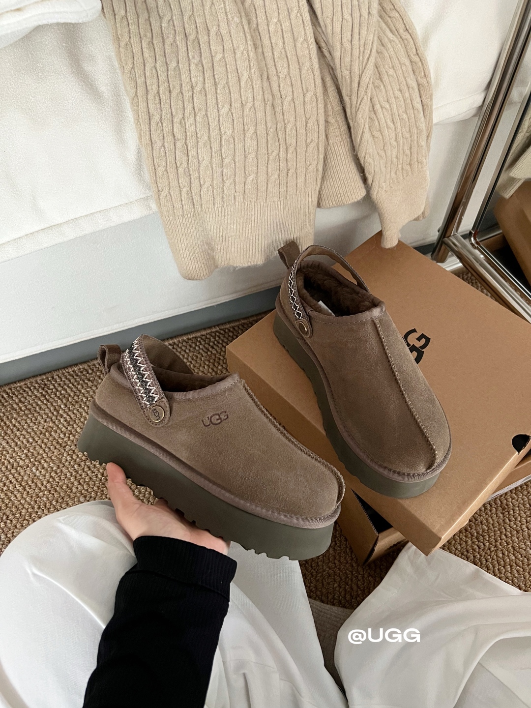 🔥新品UGG | 织带两穿民族风拖鞋✔️羊毛保暖舒适柔软冬季百搭款、3cm鞋底多色可选✓35-40码谁能