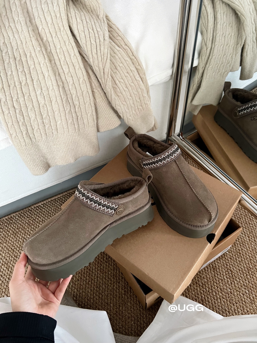 🔥新品UGG | 织带两穿民族风拖鞋✔️羊毛保暖舒适柔软冬季百搭款、3cm鞋底多色可选✓35-40码谁能