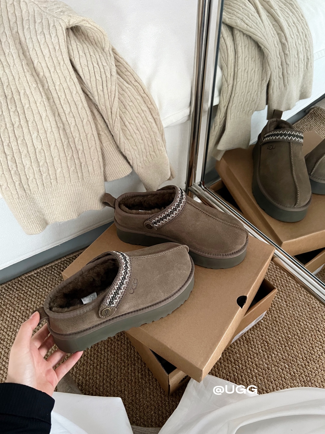 🔥新品UGG | 织带两穿民族风拖鞋✔️羊毛保暖舒适柔软冬季百搭款、3cm鞋底多色可选✓35-40码谁能